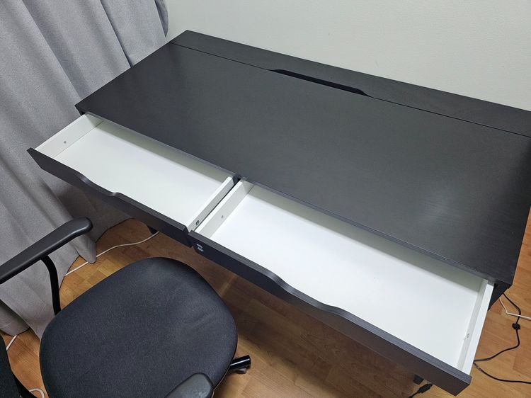 ชุดโต๊ะและเก้าอี้ทำงานสีดำ, Black office desk and chair set รูปที่ 16