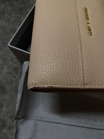 กระเป๋าตังค์ charle keith แท้ รูปที่ 5