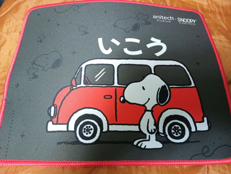 ขายแผ่นรองเมาส์มือหนึ่ง