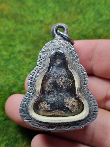 พระปิดตาหลวงปู่เอี่ยมเก่าๆ รูปที่ 2