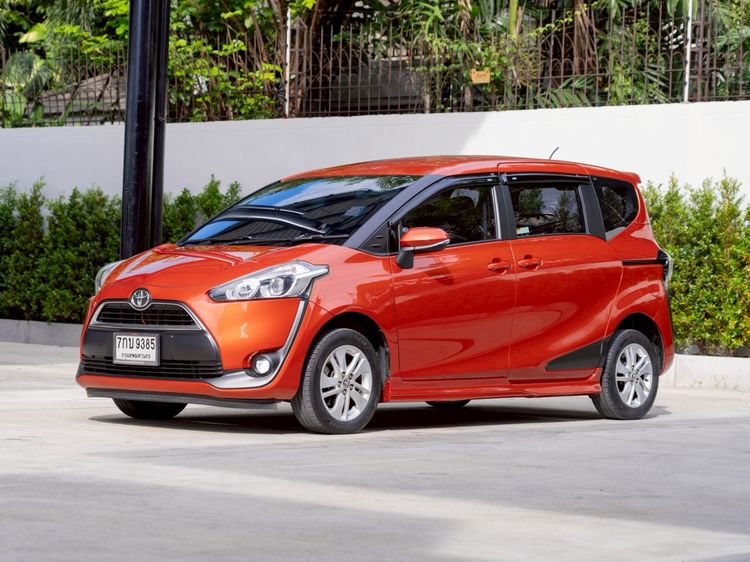 Toyota Sienta 2018 1.5 G Utility-car เบนซิน ไม่ติดแก๊ส เกียร์อัตโนมัติ ส้ม รูปที่ 3