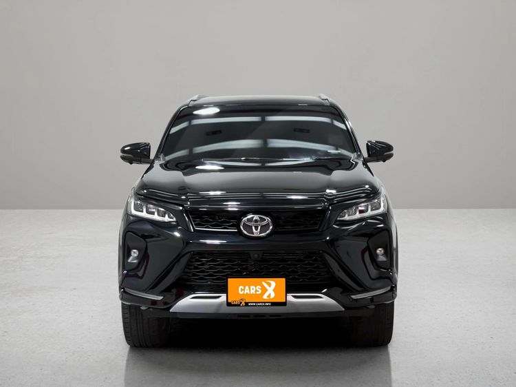 Toyota Fortuner 2021 2.4 LEGENDER 2WD AT Utility-car ดีเซล ไม่ติดแก๊ส เกียร์อัตโนมัติ ดำ รูปที่ 3