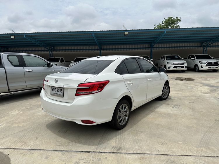 Toyota Vios 2020 1.5 Mid Sedan เบนซิน ไม่ติดแก๊ส เกียร์อัตโนมัติ ขาว รูปที่ 3