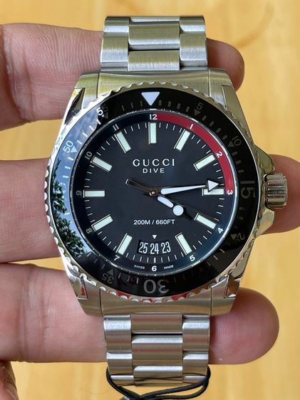 GUCCI Dive 45 mm Stainless Steel Black Dial Men’s 's Quartz Watch YA136302 รูปที่ 10