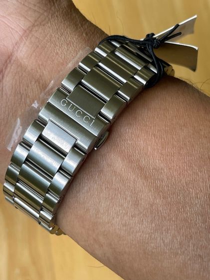 GUCCI Dive 45 mm Stainless Steel Black Dial Men’s 's Quartz Watch YA136302 รูปที่ 17