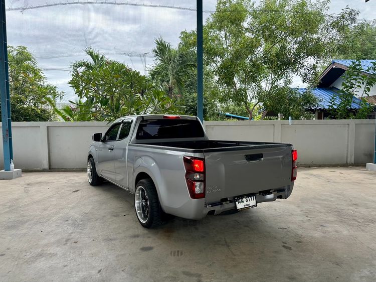 Isuzu D-MAX 2023 1.9 S Pickup ดีเซล ไม่ติดแก๊ส เกียร์ธรรมดา เทา รูปที่ 4