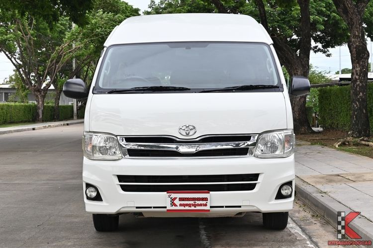 Toyota Commuter 2012 2.7 Van เบนซิน ไม่ติดแก๊ส เกียร์ธรรมดา ขาว รูปที่ 2