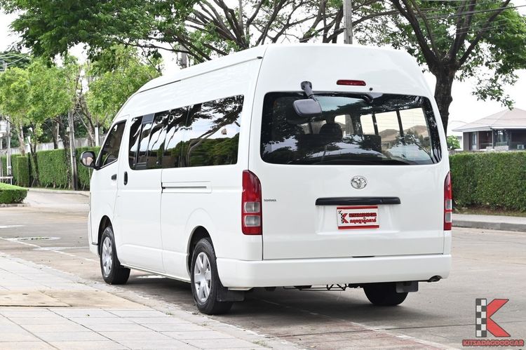 Toyota Commuter 2012 2.7 Van เบนซิน ไม่ติดแก๊ส เกียร์ธรรมดา ขาว รูปที่ 3