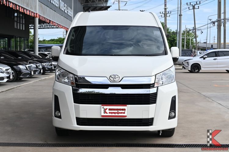 Toyota Commuter 2021 2.8 Van ดีเซล ไม่ติดแก๊ส เกียร์อัตโนมัติ ขาว รูปที่ 2