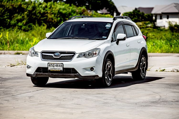 รถ Subaru XV 2.0 4WD สี ขาว