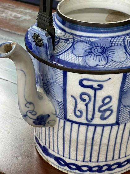 กาน้ำชาพอร์ซเลนสีน้ำเงินและสีขาวของจีน รูปที่ 14