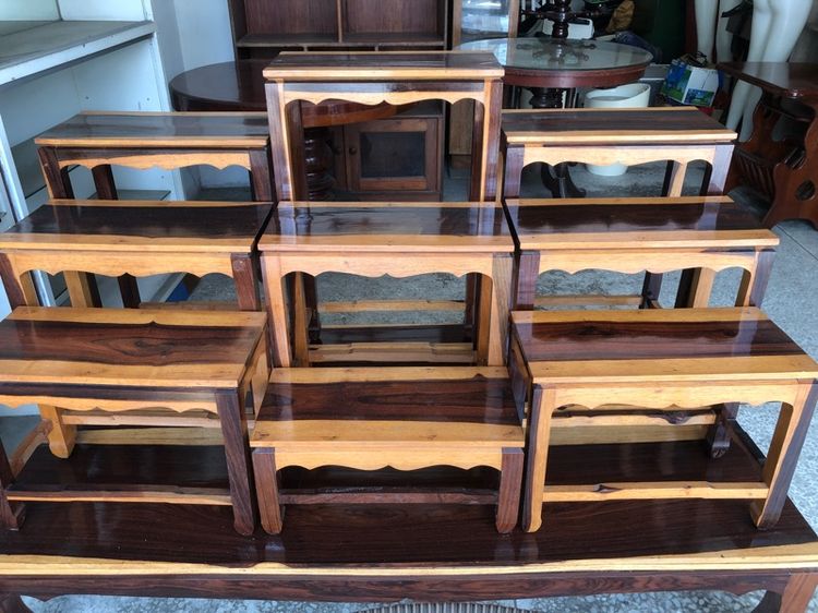 โต๊ะหมู่บูชาไม้พยุง