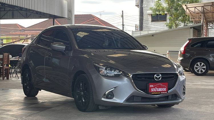 Mazda Mazda 2 2019 1.3 High Connect Sedan เบนซิน ไม่ติดแก๊ส เกียร์อัตโนมัติ บรอนซ์เงิน รูปที่ 3