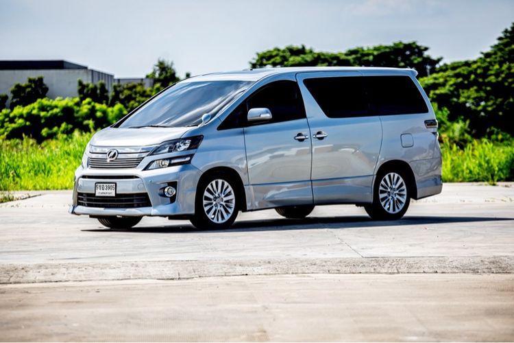 รถ Toyota Vellfire 2.4 Z G Edition สี เทา