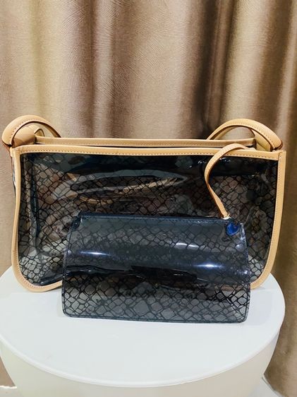 กระเป๋า Nina Ricci ของแท้ 💯 สภาพสวย มือสองสภาพ used like new รูปที่ 2