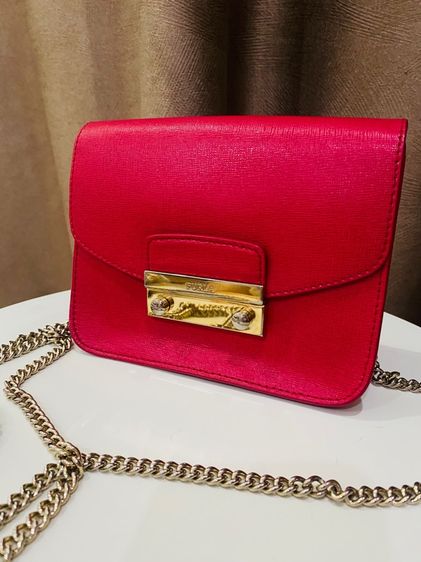 กระเป๋า FURLA Metropolis Mini ของแท้ มือสอง สภาพสวย สีแดงสุดหรู  รูปที่ 4
