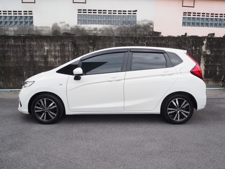 Honda Jazz 2022 1.5 S i-VTEC Sedan เบนซิน ไม่ติดแก๊ส เกียร์อัตโนมัติ ขาว รูปที่ 4