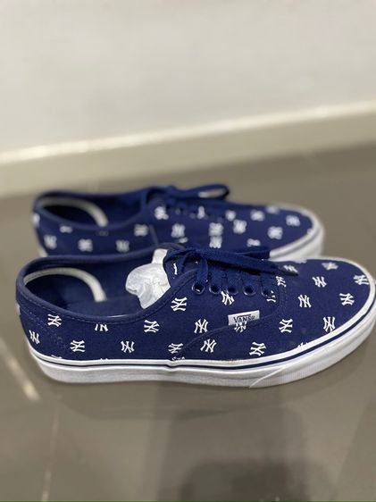 รองเท้า Vans Authentic Newyork YanKees  รูปที่ 3