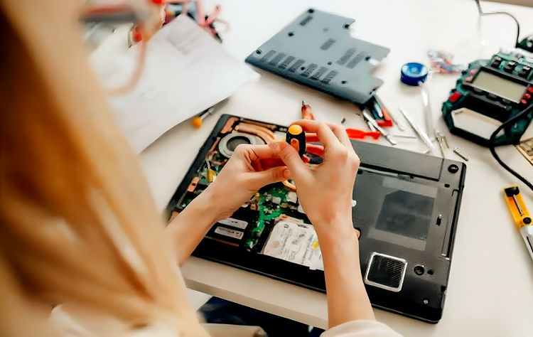 ซ่อมคอมพิวเตอร์ โน้ตบุ๊ก และตั้งค่า Smart TV พัทยา โดยช่างผู้เชี่ยวชาญ รูปที่ 5