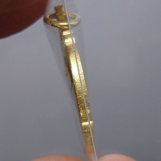 เหรียญที่ระลึก 4 รอบ ในหลวง รัชกาลที่9 กะหลั่ยทอง ปี2518 "บล็อกเกษา 3 เส้น ไม่ผ่านใช้ สวย รูปที่ 6