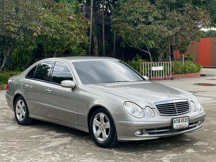 Mercedes-Benz E-Class 2006 E240 Sedan เบนซิน ไม่ติดแก๊ส เกียร์อัตโนมัติ เทา รูปที่ 2