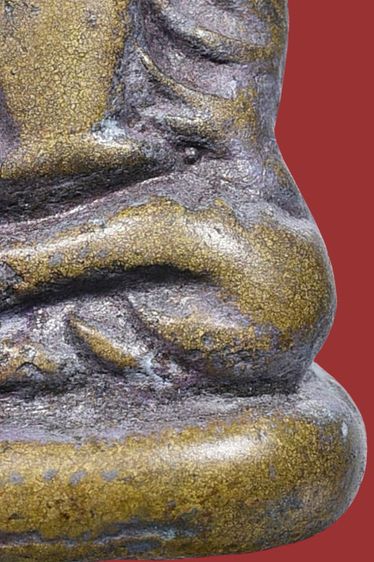 เนื้อเก่าแห้ง พระรูปหล่อหลวงพ่อเงิน วัดบางคลาน พิมพ์ขี้ตา 5 ชาย เก่า รูปที่ 11