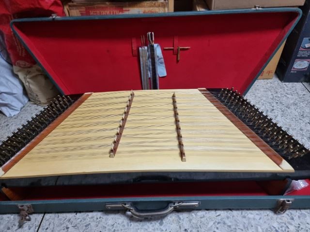 ขิม​ 9 หย่อง