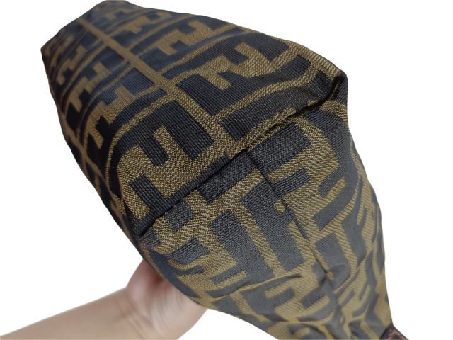 🔥Fendi Vintage Zucca Pouch 🔥 รูปที่ 8