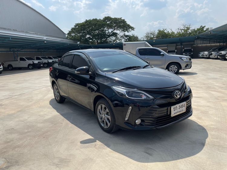 Toyota Vios 2020 1.5 Mid Sedan เบนซิน ไม่ติดแก๊ส เกียร์อัตโนมัติ ดำ รูปที่ 2