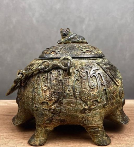 งานสำริดโบราณรูปหมูสมัยราชวงค์ซาง