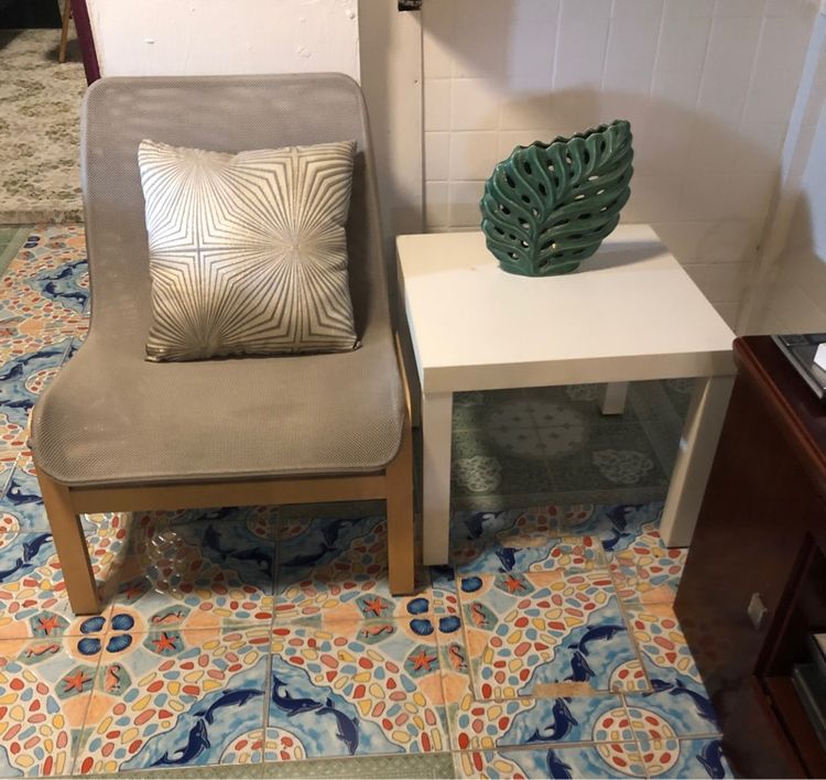 โต้ะนั่งเล่น