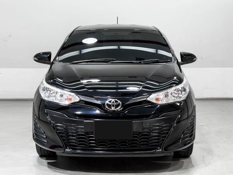Toyota Yaris 2018 1.2 E Sedan เบนซิน เกียร์อัตโนมัติ ดำ รูปที่ 2