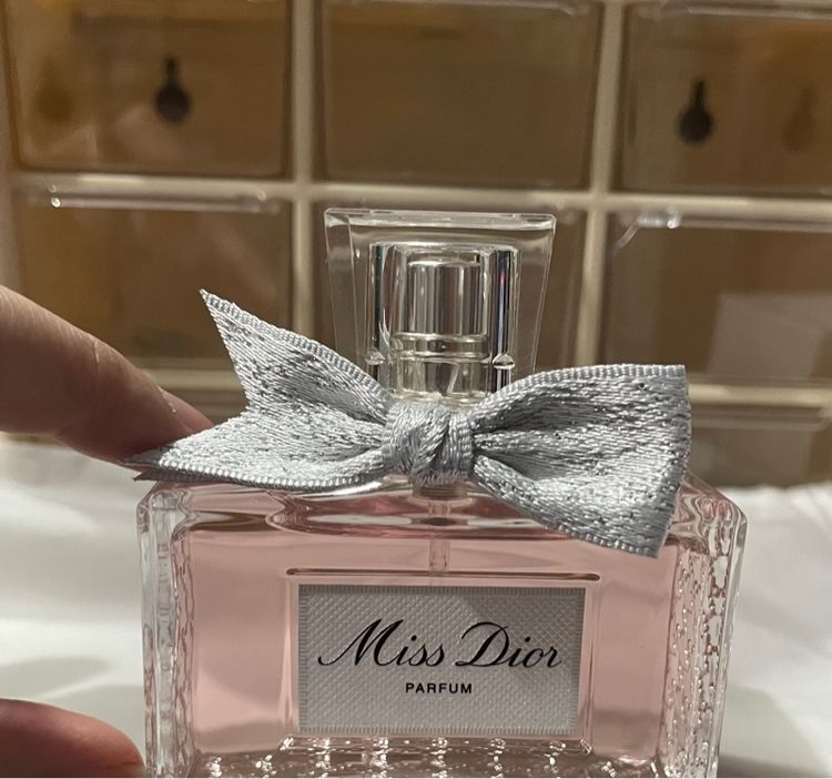 น้ำหอมMiss Dior Pafum รูปที่ 2