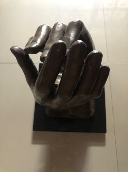 รูปปั้นทองเหลือง2มือประสาน