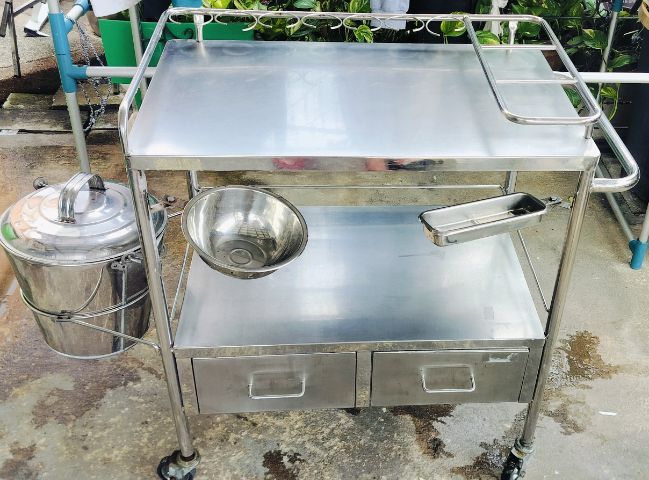 รถเข็นทำแผล สแตนเลส45×75×85