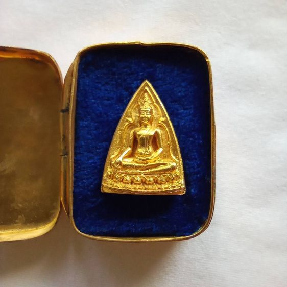 เหรียญพระสมเด็จนางพญา ส.ก. (พระพันปีหลวง) เนื้อทองคำ พิมพ์ใหญ่ ปี35 หายากแล้ว รูปที่ 2