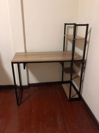 โต้ะทำงาน