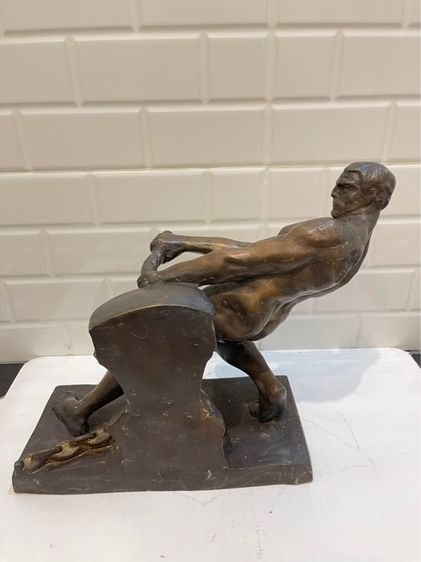 รูปปั้นกะลาสีถอดสมอทองเหลือง รูปที่ 4