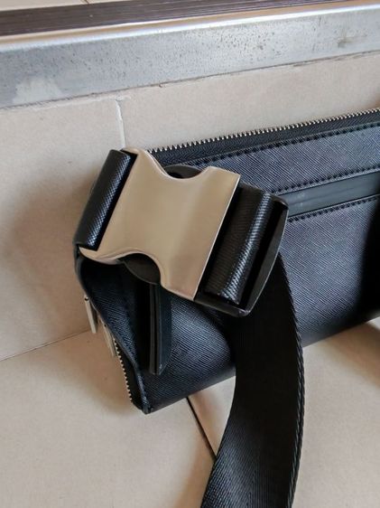 Guess คาดอกหนัง  รูปที่ 5