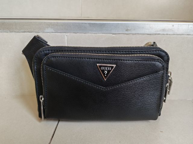 Guess คาดอกหนัง 