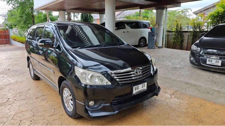 Toyota Innova 2013 2.0 V Utility-car เบนซิน LPG เกียร์อัตโนมัติ ดำ รูปที่ 2