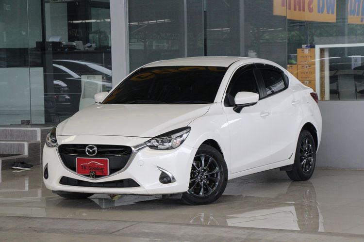 รถ Mazda Mazda 2 1.3 High Connect สี ขาว
