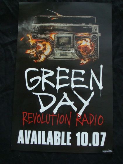 เสื้อยืดคอกลม Green Day Revolution รุ่น Radio Album Promo ไซส์ M ปี 2017 รูปที่ 6