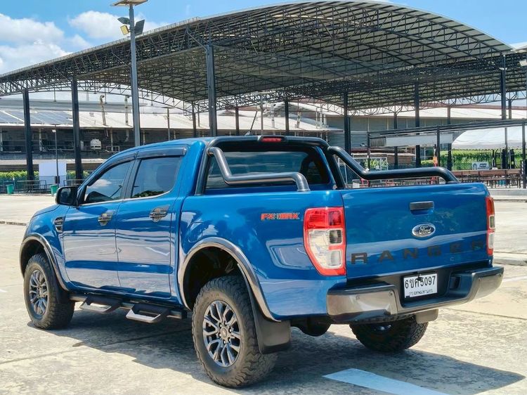 Ford Ranger 2021 FX4 MAX 2.0 Bi-Turbo 10AT 4WD Pickup ดีเซล ไม่ติดแก๊ส เกียร์อัตโนมัติ น้ำเงิน รูปที่ 4