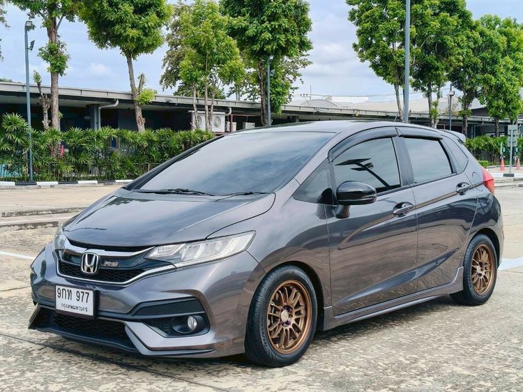 Honda Jazz 2019 1.5 RS i-VTEC Sedan เบนซิน ไม่ติดแก๊ส เกียร์อัตโนมัติ เทา รูปที่ 4