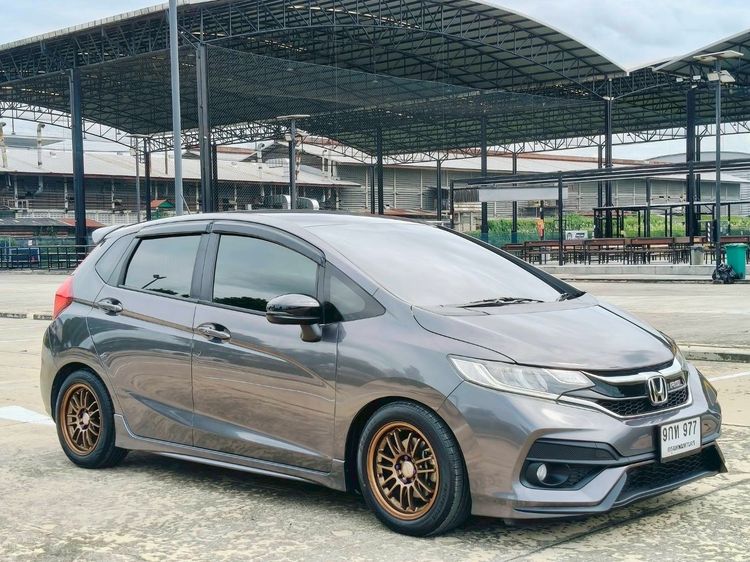 Honda Jazz 2019 1.5 RS i-VTEC Sedan เบนซิน ไม่ติดแก๊ส เกียร์อัตโนมัติ เทา รูปที่ 3