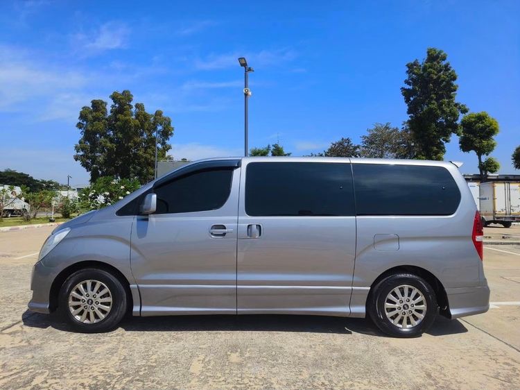 Hyundai H-1 2016 2.5 Elite Utility-car ดีเซล ไม่ติดแก๊ส เกียร์อัตโนมัติ เงิน รูปที่ 3