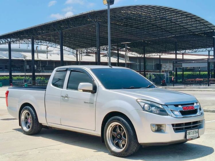 Isuzu D-MAX 2013 2.5 Z Pickup ดีเซล ไม่ติดแก๊ส เกียร์ธรรมดา เงิน รูปที่ 3