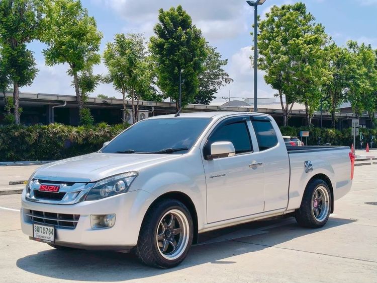 รถ Isuzu D-MAX 2.5 Z สี เงิน