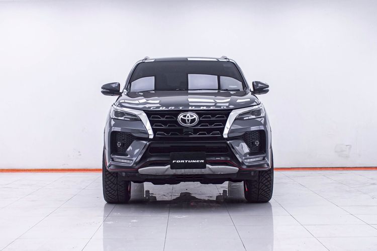 Toyota Fortuner 2022 2.4 V 4WD Utility-car ดีเซล ไม่ติดแก๊ส เกียร์อัตโนมัติ เทา รูปที่ 4